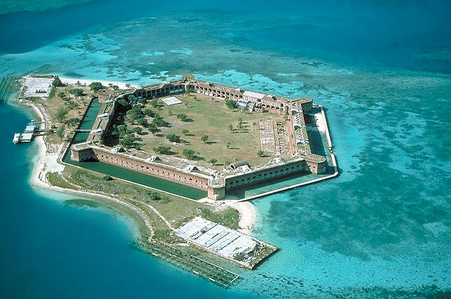 File:Fort-Jefferson Dry-Tortugas.jpg