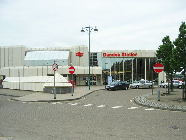 File:Dundee Station.jpg