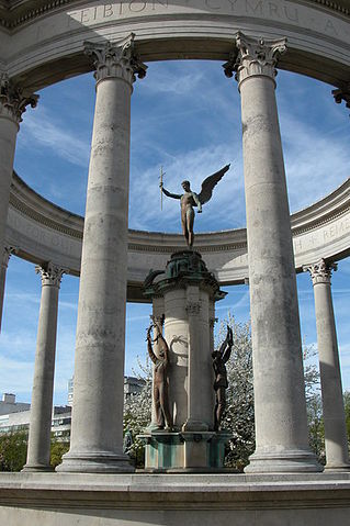 File:Welsh National War Memorial, Cathays Park.jpg