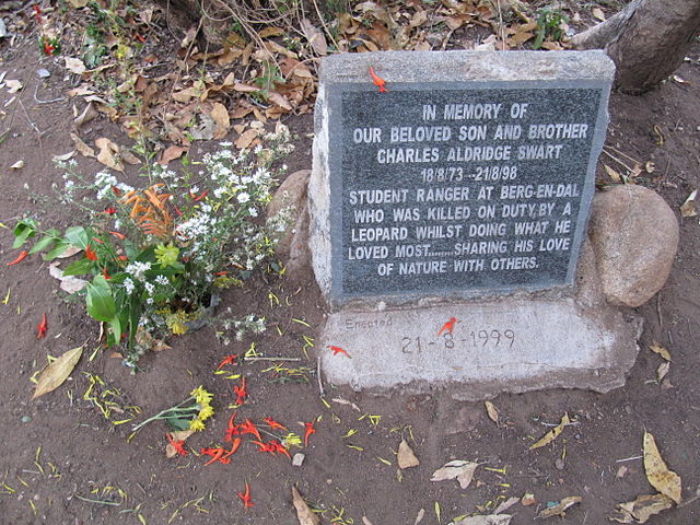 File:Memorial Kruger Park.jpg