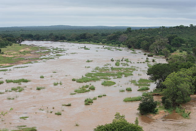 File:KNP-Olifants River-001.jpg