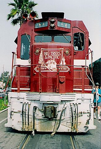 File:Santa Cruz, Big Trees and Pacific Railway CF7 No. 2641 front view.jpg