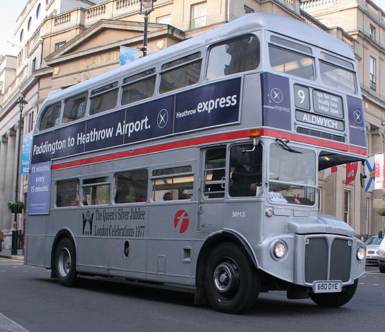 File:First London Silver Jubilee Routemaster SRM3 (RM1650) (650 DYE) heritage route 9 Trafalgar Square 9 December 2005.jpg