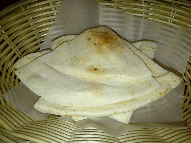 File:Pita Bread.jpg