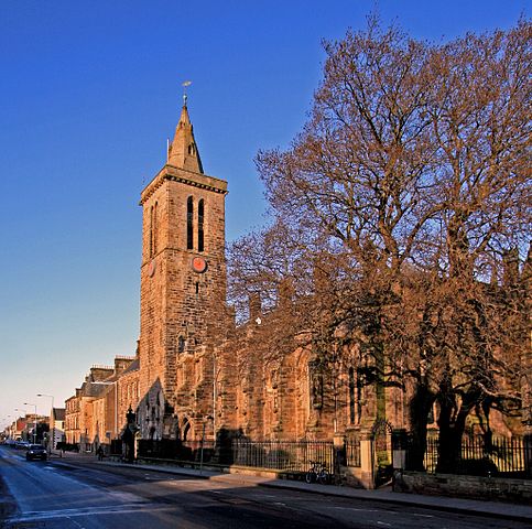 File:St Salvators chapel and north street -St Andrews.jpg