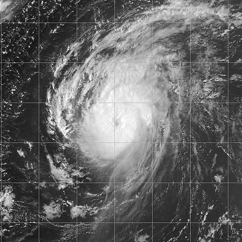 File:Hurricane Danielle 16 aug 2004 1815Z.jpg