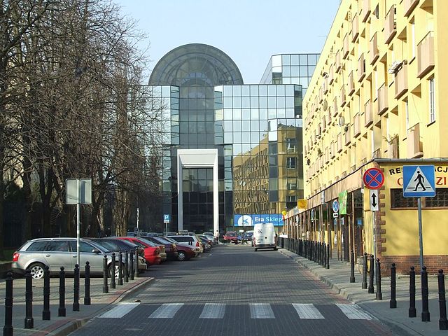 File:POL Błękitny wiezowiec Warsaw.jpg