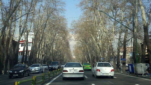 File:Tehran valisr street.jpg