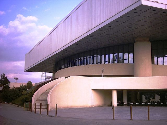 File:نمایی از ورزشگاه ۱۲ هزار نفری.JPG