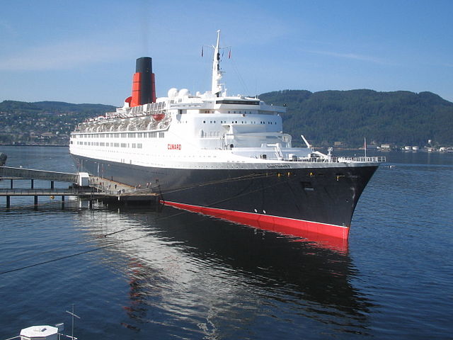 File:RMS Queen Elizabeth 2 in Trondheim 2008.jpg