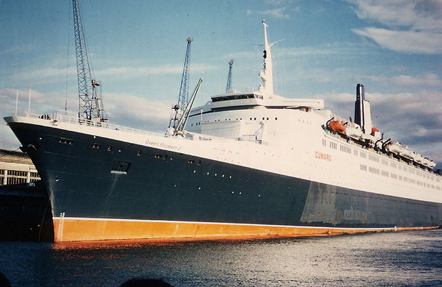 File:Qe2.750pix.jpg