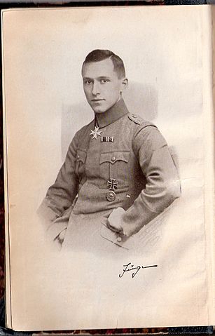 File:Ernst Juenger inSG.jpg