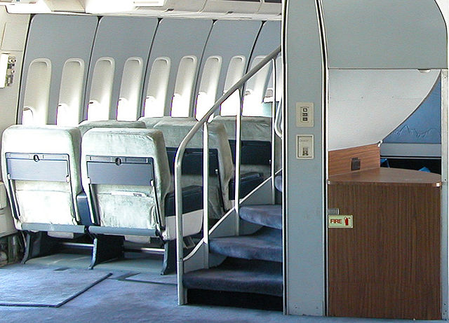 File:Boeing 747 spiral staircase.jpg