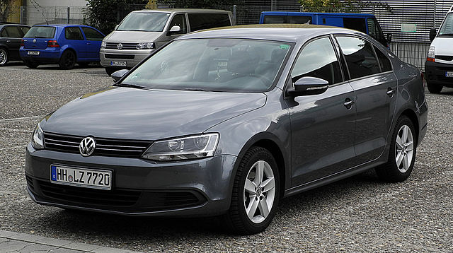File:VW Jetta 1.6 TDI Comfortline (VI) – Frontansicht, 2. Juli 2011, Ratingen.jpg
