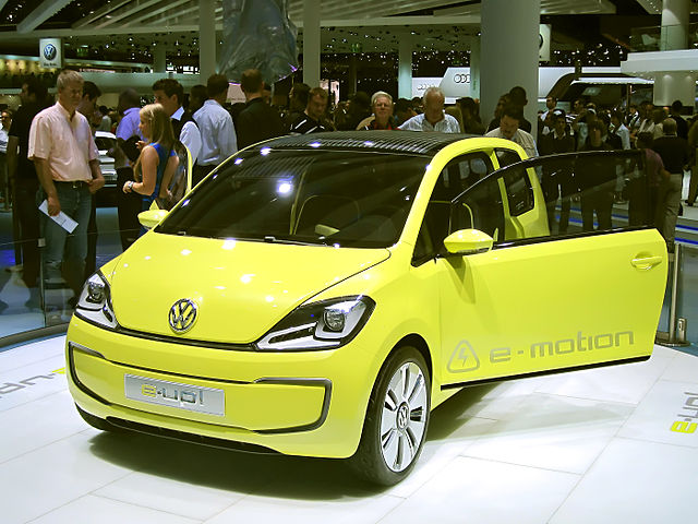 File:VW e-up! front left.jpg