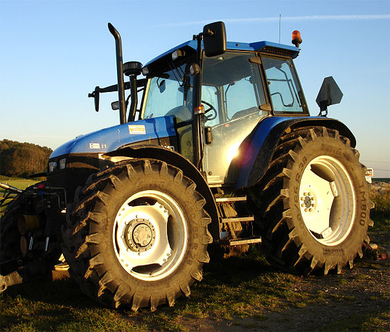 File:Modern-tractor.jpg