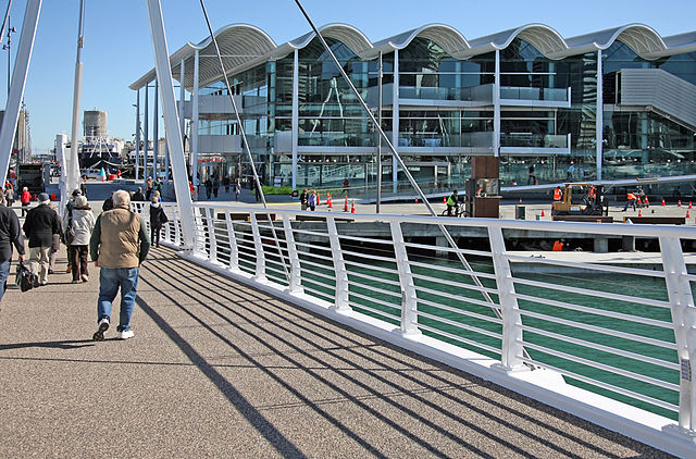 File:Viaduct Events Centre, Auckland.jpg
