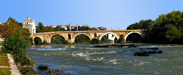 File:Ponte Milvio-side view-antmoose.jpg
