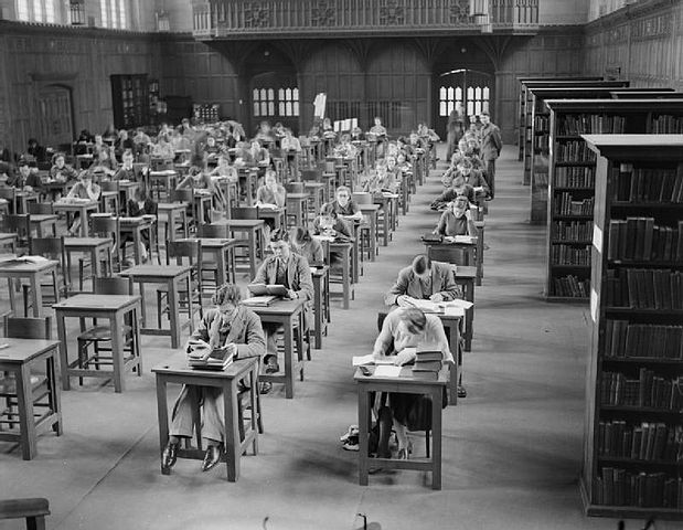 File:King's College London Students Evacuated To Bristol, England, 1940 D433.jpg