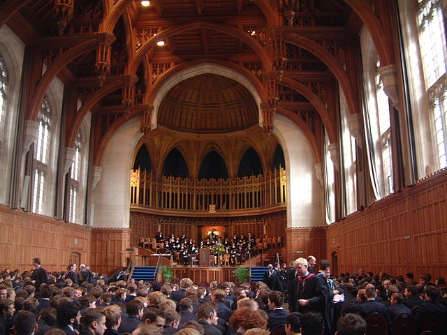 File:QEH Prize Day 2004.JPG