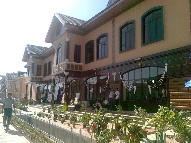 File:O'zbekiston Street.jpg