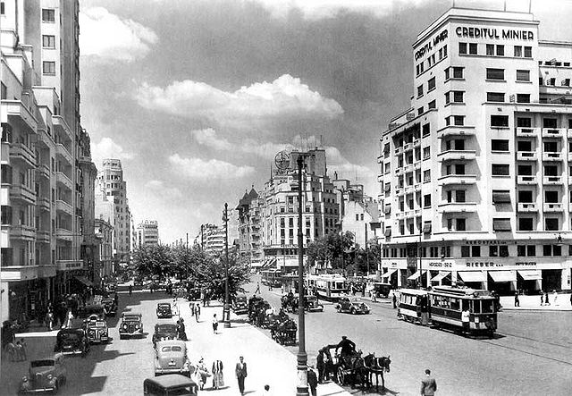 File:Bratianu si Magheru2.jpg