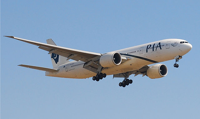 File:PIA B777-200LR AP-BGY.jpg