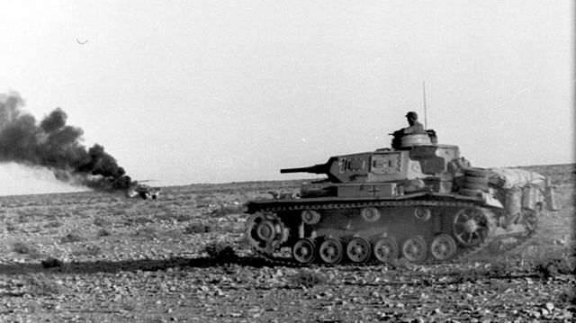 File:Bundesarchiv Bild 101I-783-0150-28, Nordafrika, Panzer III.jpg