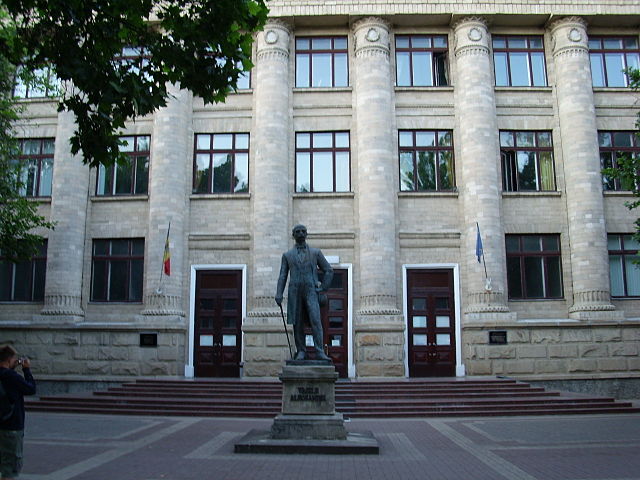 File:Chisinau National Library.jpg
