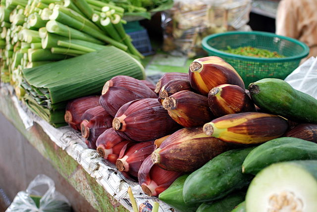 File:Thanin market banana flowers and leaves.jpg
