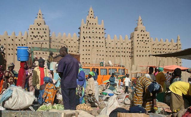 File:Djenne market.jpg