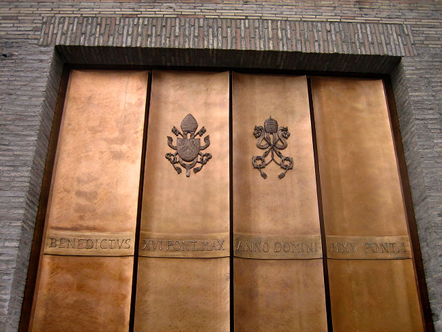 File:Benedictus XVI pont max pontif I.jpg