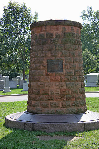 File:Pan Am Flight 103 Memorial - looking S - Arlington National Cemetery - 2011.JPG