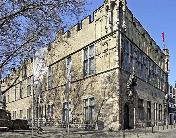 File:K&ouml;ln g&uuml;rzenich.jpg