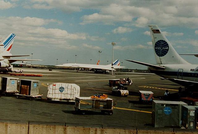 File:Concorde at JFK.jpg