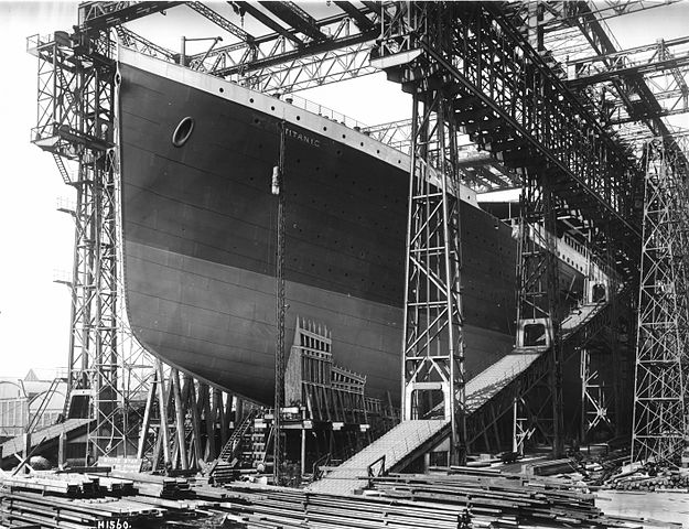 File:RMS Titanic ready for launch, 1911.jpg