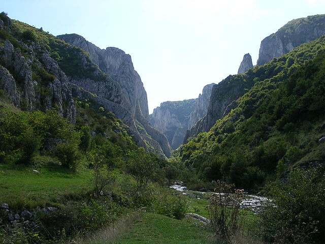 File:Cheile Turzii (Turda Gorges).jpg