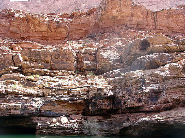 File:Supai Group in Grand Canyon at mile 13.5.jpg