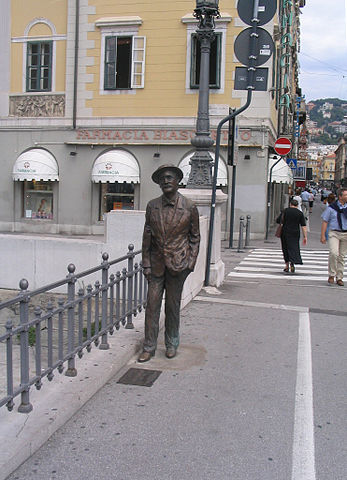 File:Joyce in Trieste.jpg