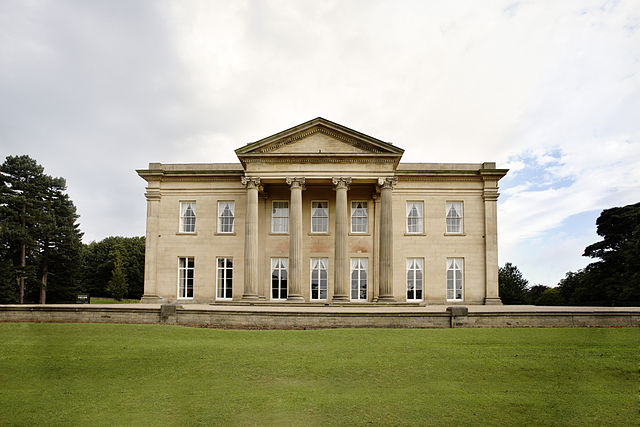 File:Mansion exterior.jpg