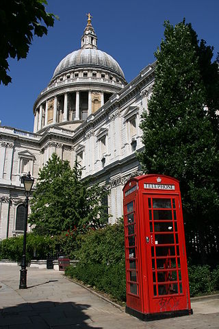 File:St Pauls Cathedral, London.jpg
