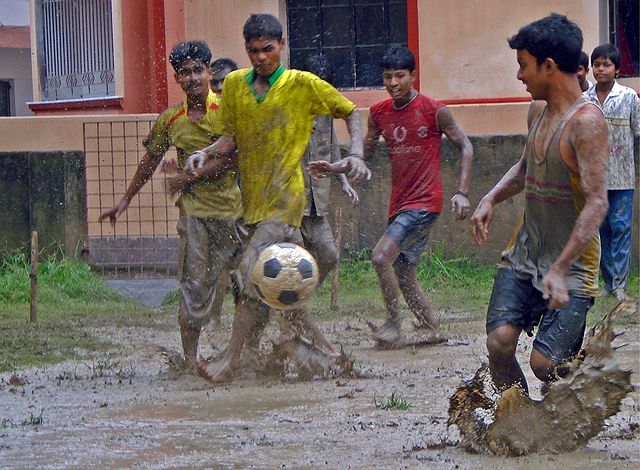 File:Kolkata street football.jpg