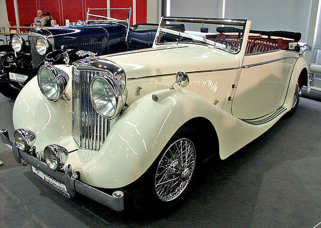 File:Jaguar3,5 SS DHC 1939.jpg