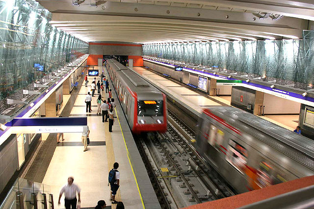 File:Metrolinea4.jpg