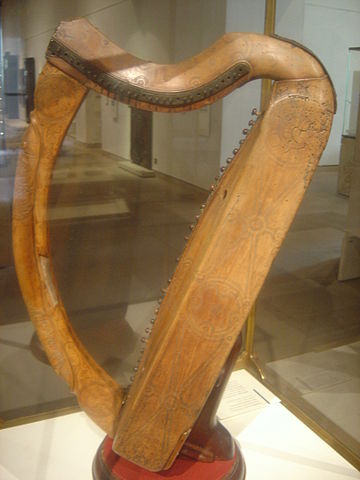 File:Celtic harp dsc05425.jpg