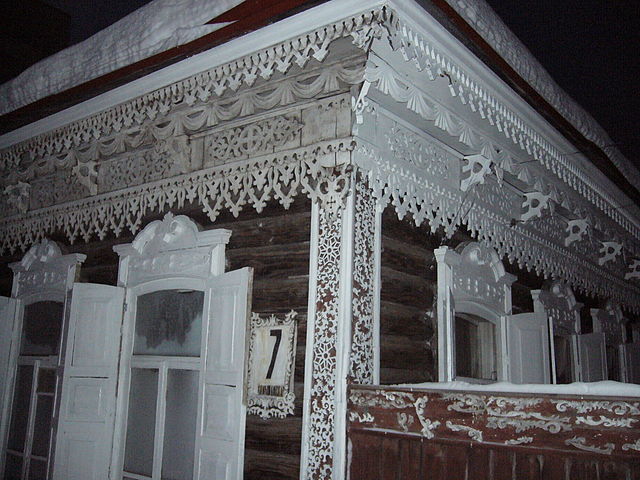 File:Novosibirsk picturesque-traditional-house.JPG