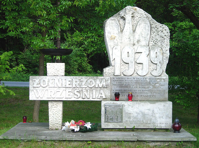 File:1939 September Veterans Memorial Poland.jpg