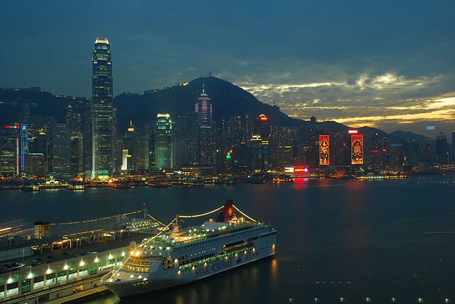 File:Ship-Star-Cruises-Star-Pisces-Hong-Kong-Dec-2008-02.JPG
