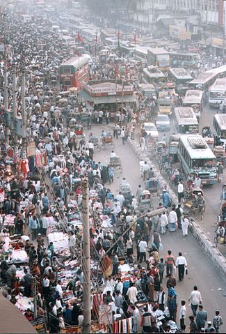 File:Dhaka street crowds.jpg