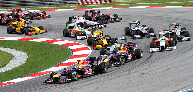 File:2010 Malaysian GP opening lap.jpg